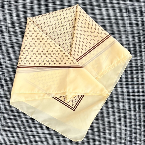 Waterproof Nylon Scarf Cream/Brown Monogram Pattern Good condition - Picture 5 of 8